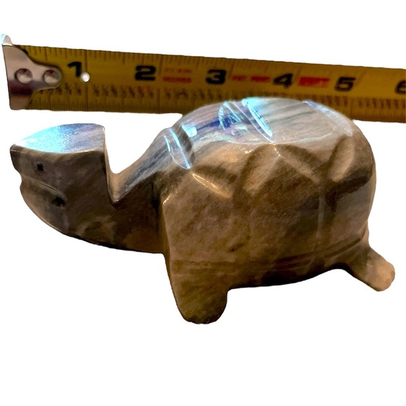Jasper Carved Turtle - Picture 1 of 2